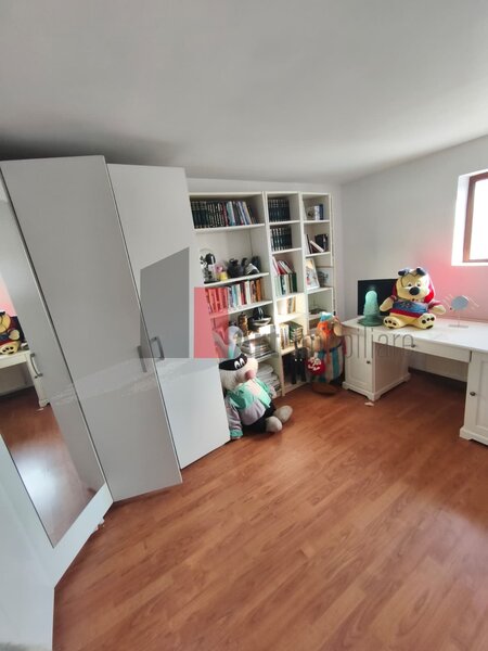 Giulesti, casa vanzare 4 camere,