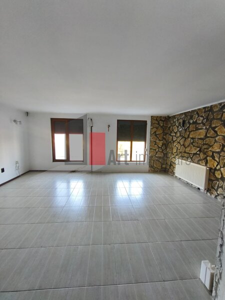 Giulesti, vanzare casa 4 camere