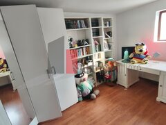 Giulesti, casa vanzare 4 camere